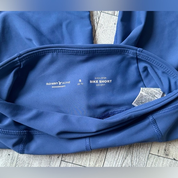3 for $15 Old Navy Active High Waisted Go Dry Blue Biker Shorts Girls Small 6-7 - Picture 4 of 5